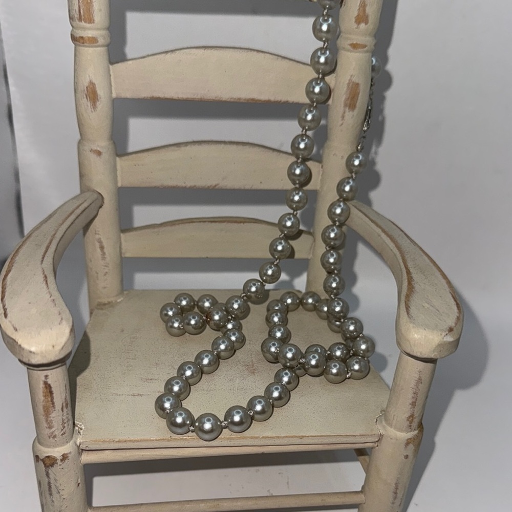 Elegant Silver Beaded pearl shaped light grey  Necklace